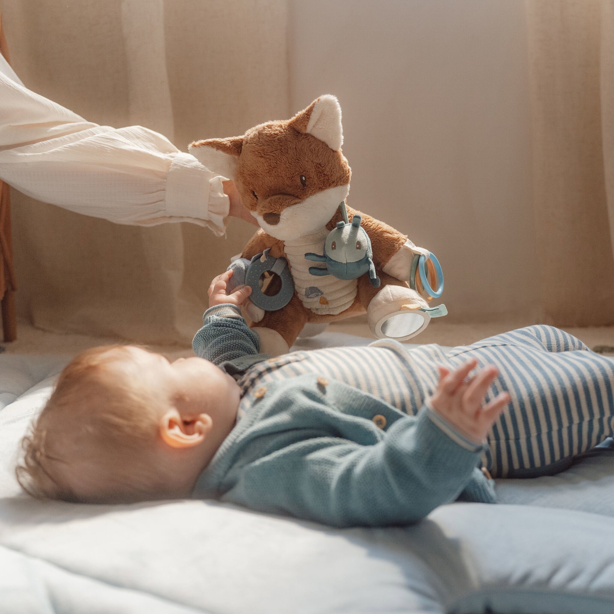 Renard d'activités Forest Friends avec bébé