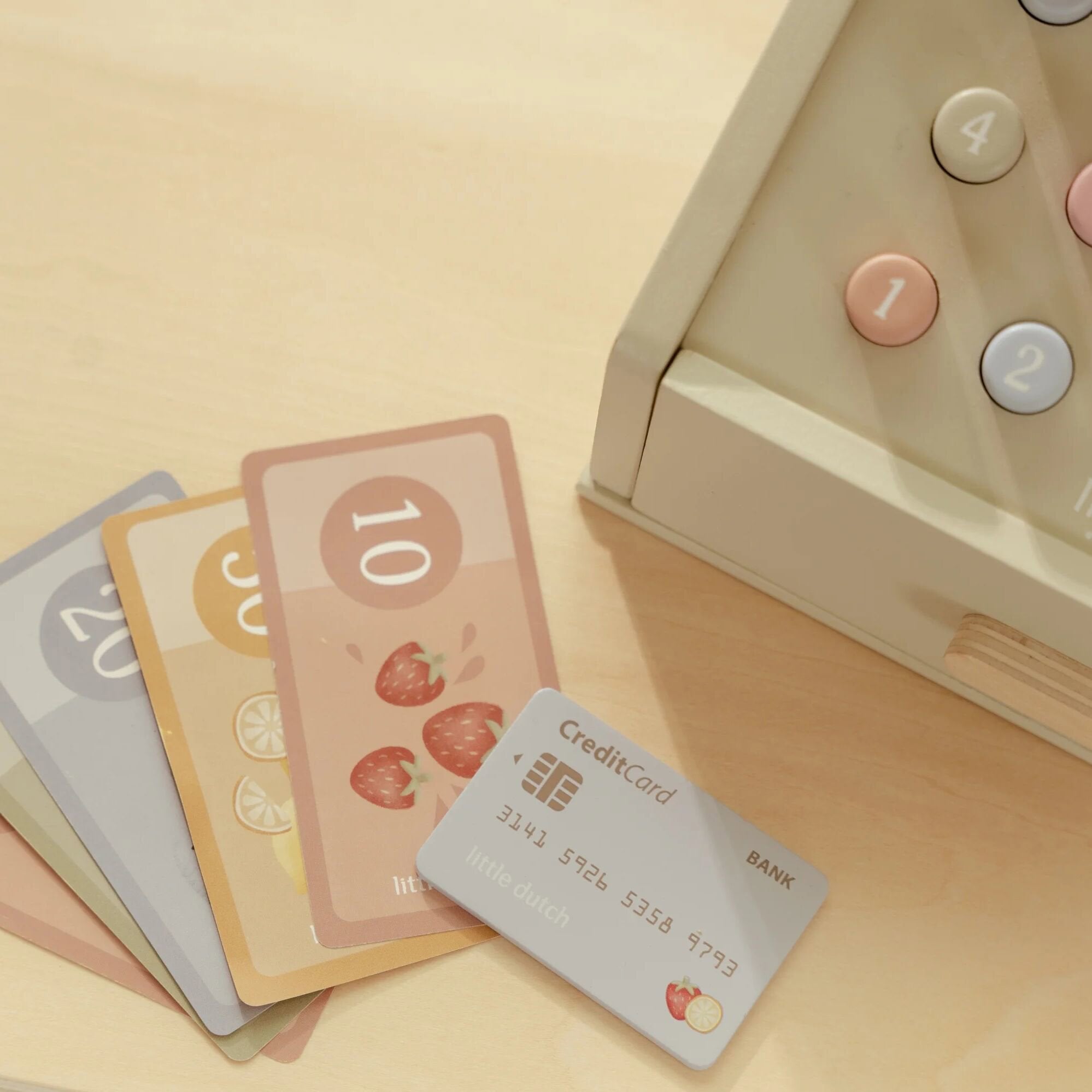 Accessoires inclus avec la caisse enregistreuse Little Dutch