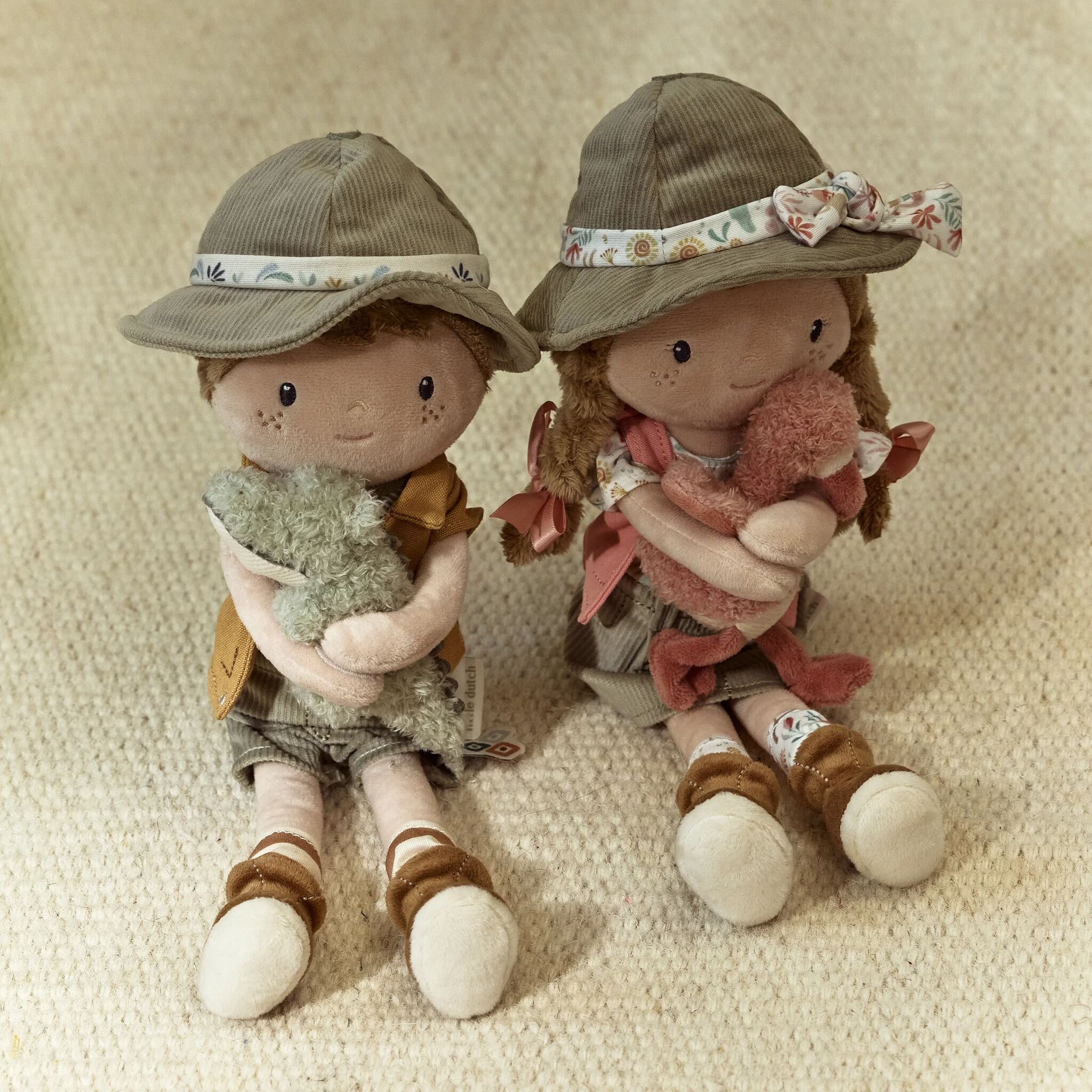 Poupée Ranger Rosa Safari Friends Little Dutch