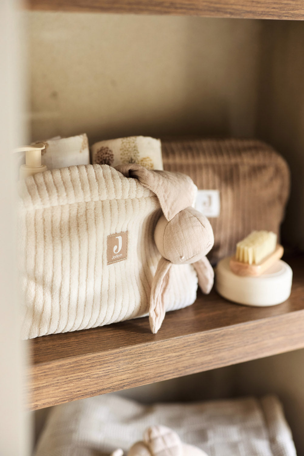 Trousse de soins Cloudy Rib Oatmeal Jollein ambiance