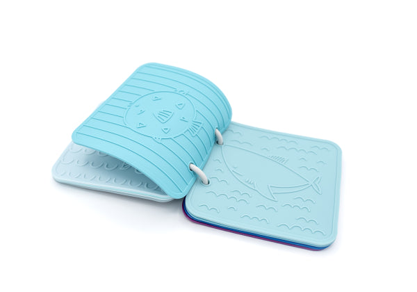 Livre de bain dégradé de bleu