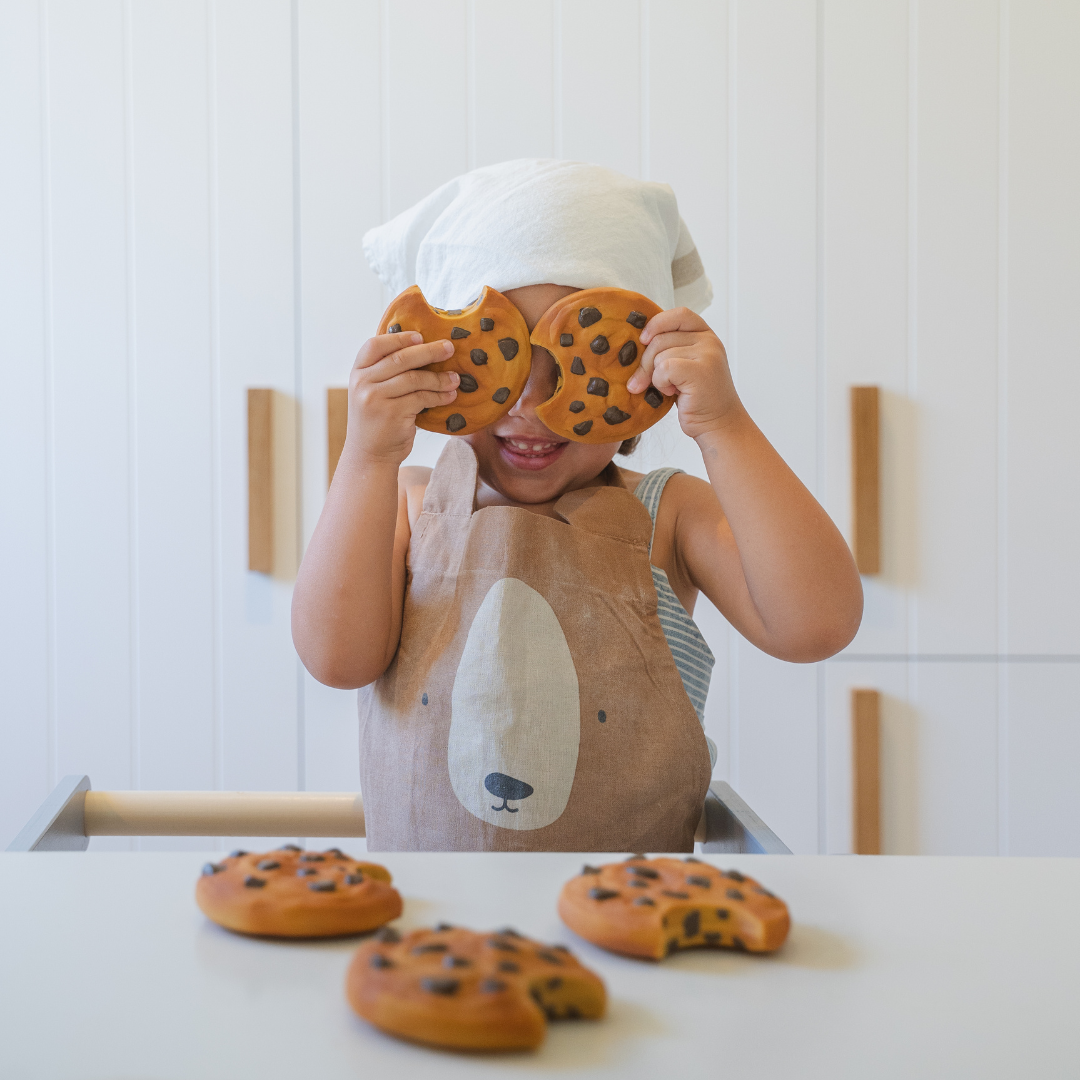 Anneau de dentition Mari le Cookie Lolaletost en situation lifestyle