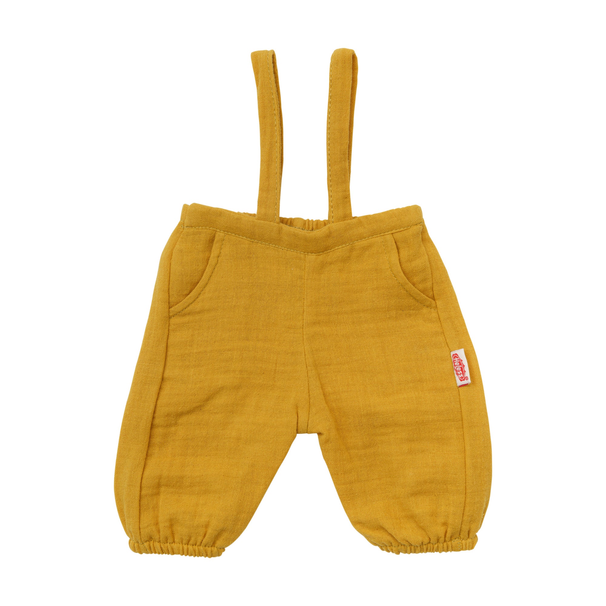 Salopette jaune miel présentée seule sur cintre en bois