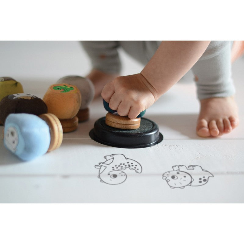 Motifs de bébés dinosaures imprimés avec les tampons Dou'dou' Créalign