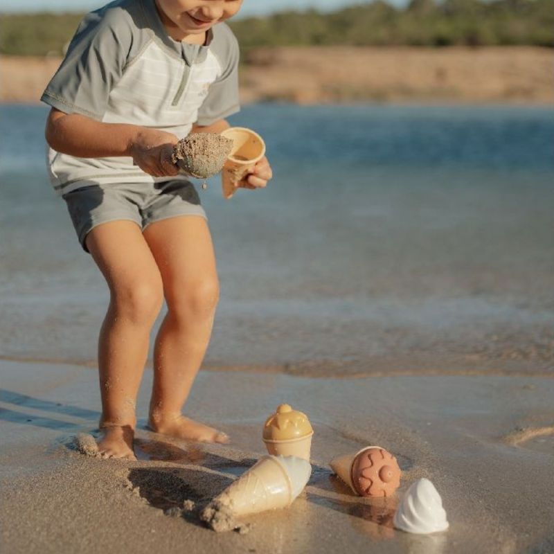 Set de plage Glace Little Dutch en situation