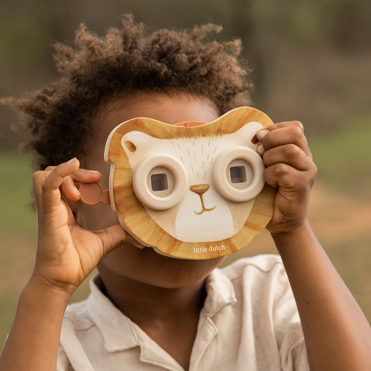Visionneuse Lion en bois aux tons doux