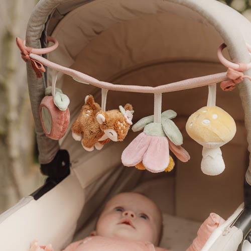 Chaîne d'activités Fairy Garden en promenade