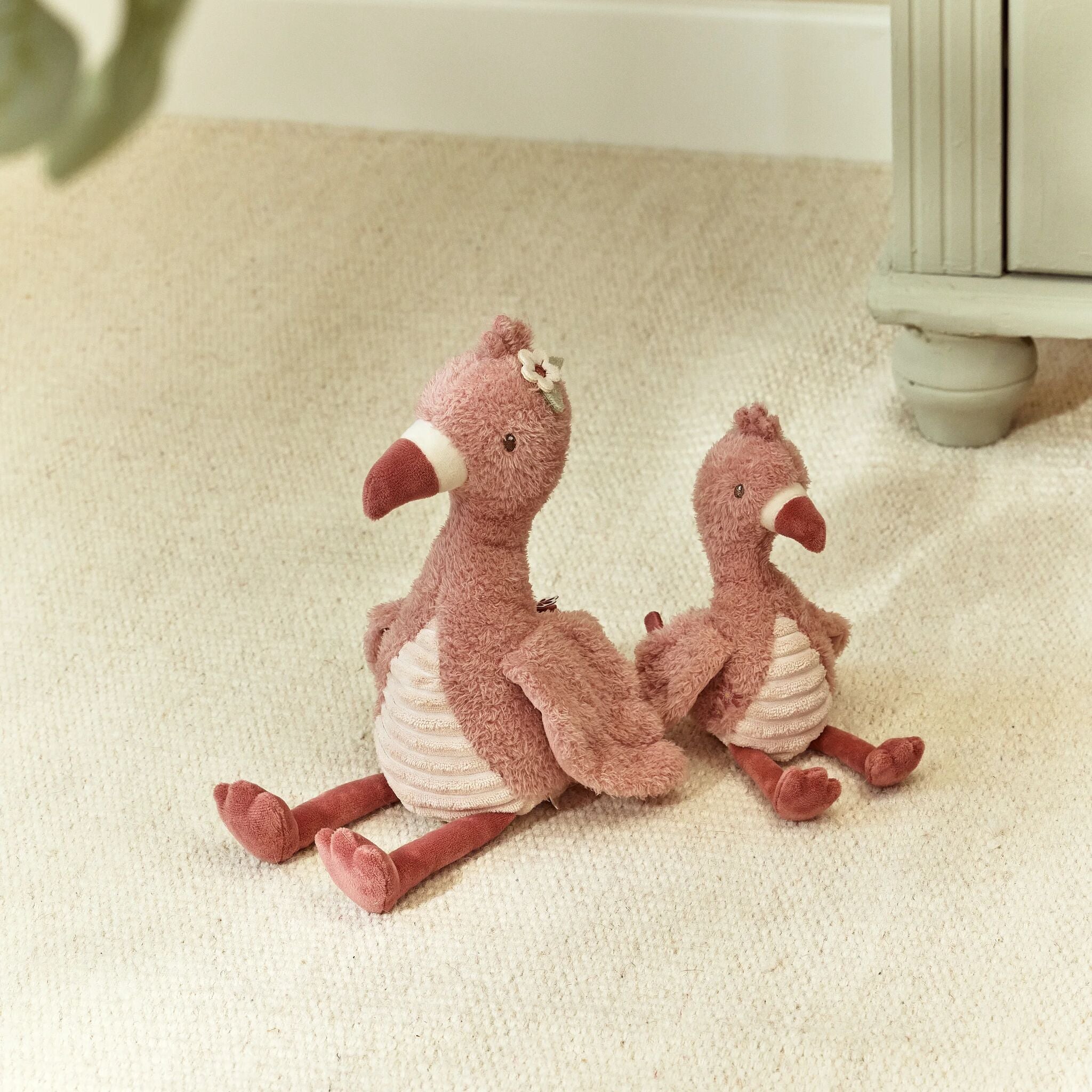 Comparaison des tailles des peluches Flamant rose Safari Friends