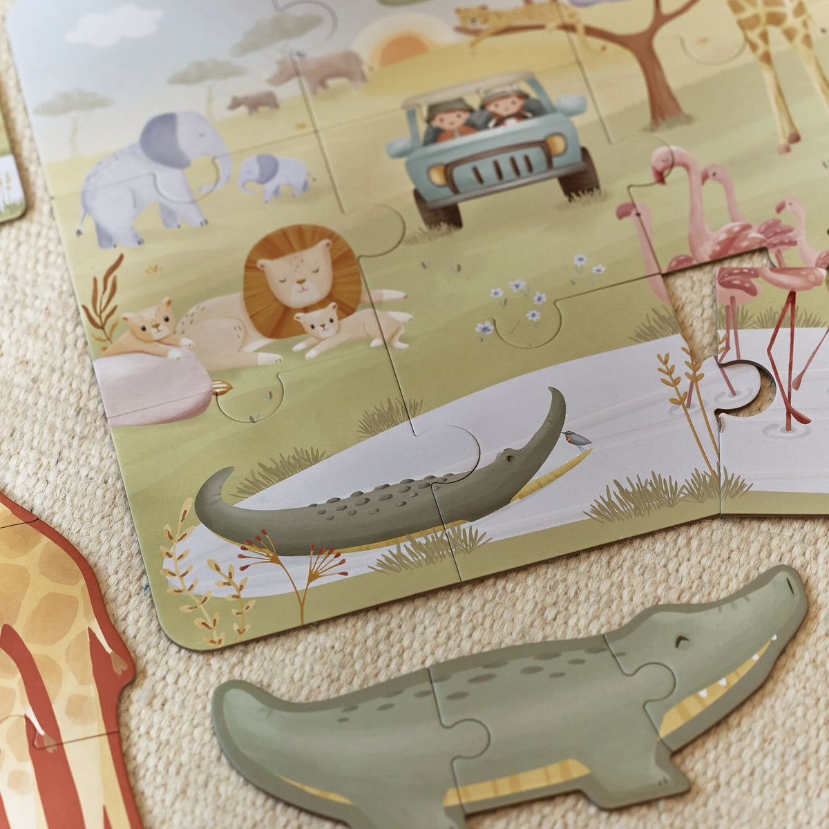 Puzzles d'animaux de la savane Little Dutch en situation de jeu