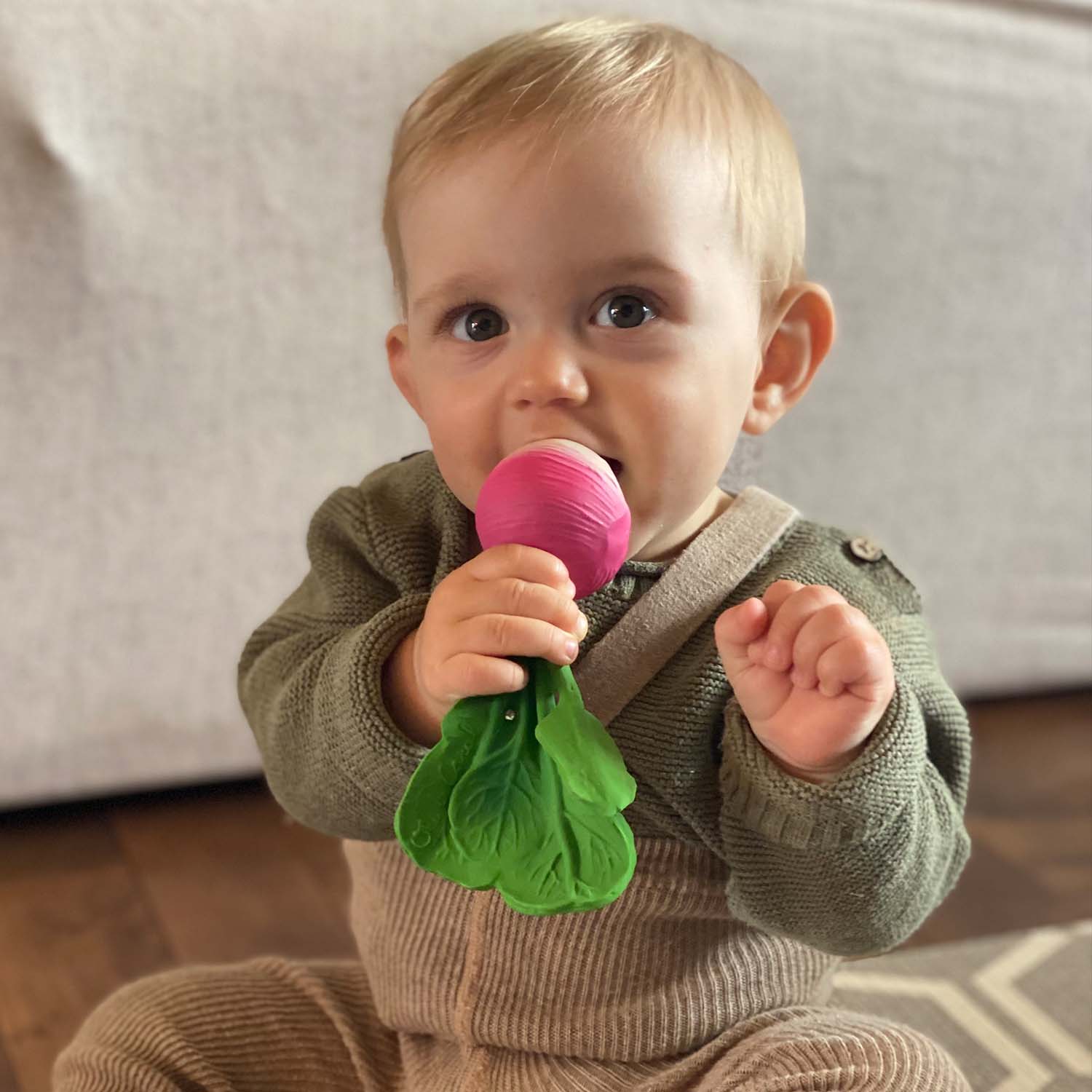 Ramona the Radish Anneau Dentition Bébé