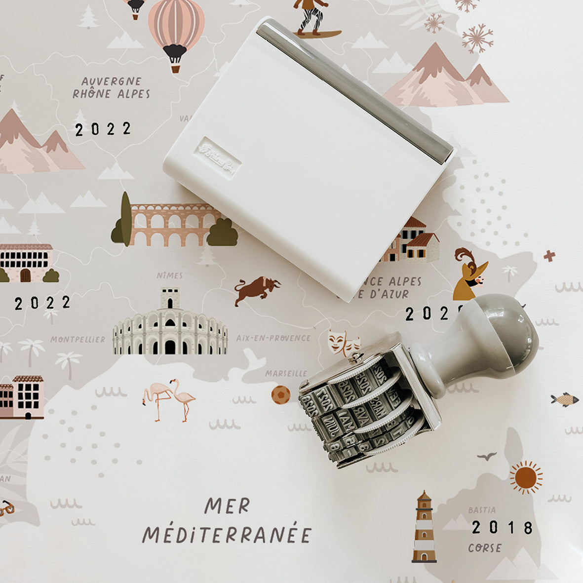 Zoom sur les régions à dater de la carte de France à tamponner