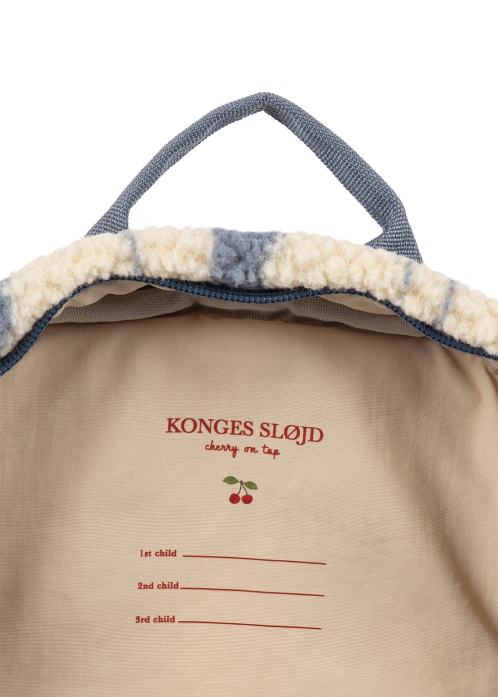 Détail de l'imprimé cygnes blancs sur la polaire peluche du sac Jody Teddy Swan