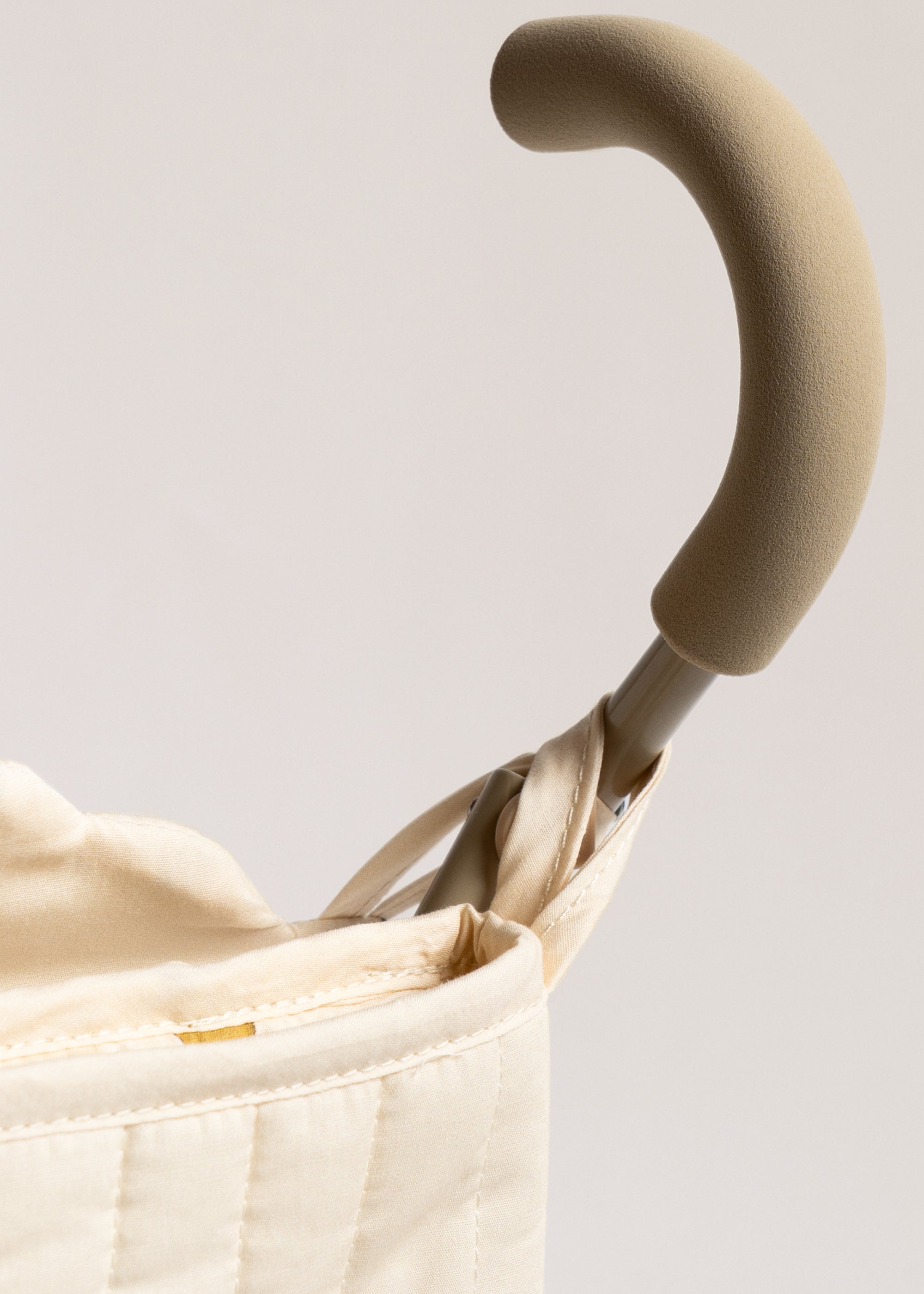 Poussette pour poupée Lemon pliée