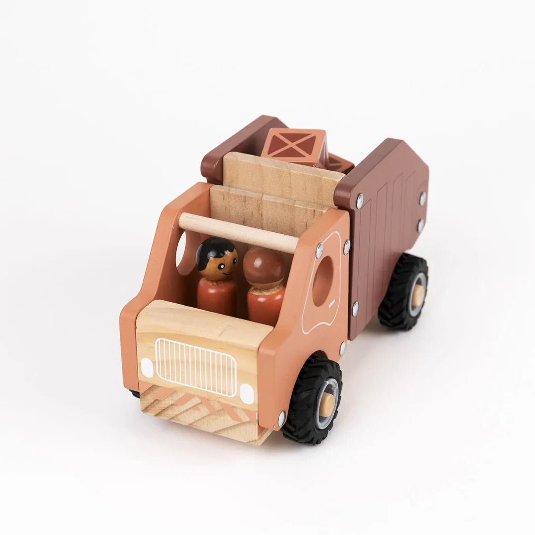 Grand camion benne en bois
