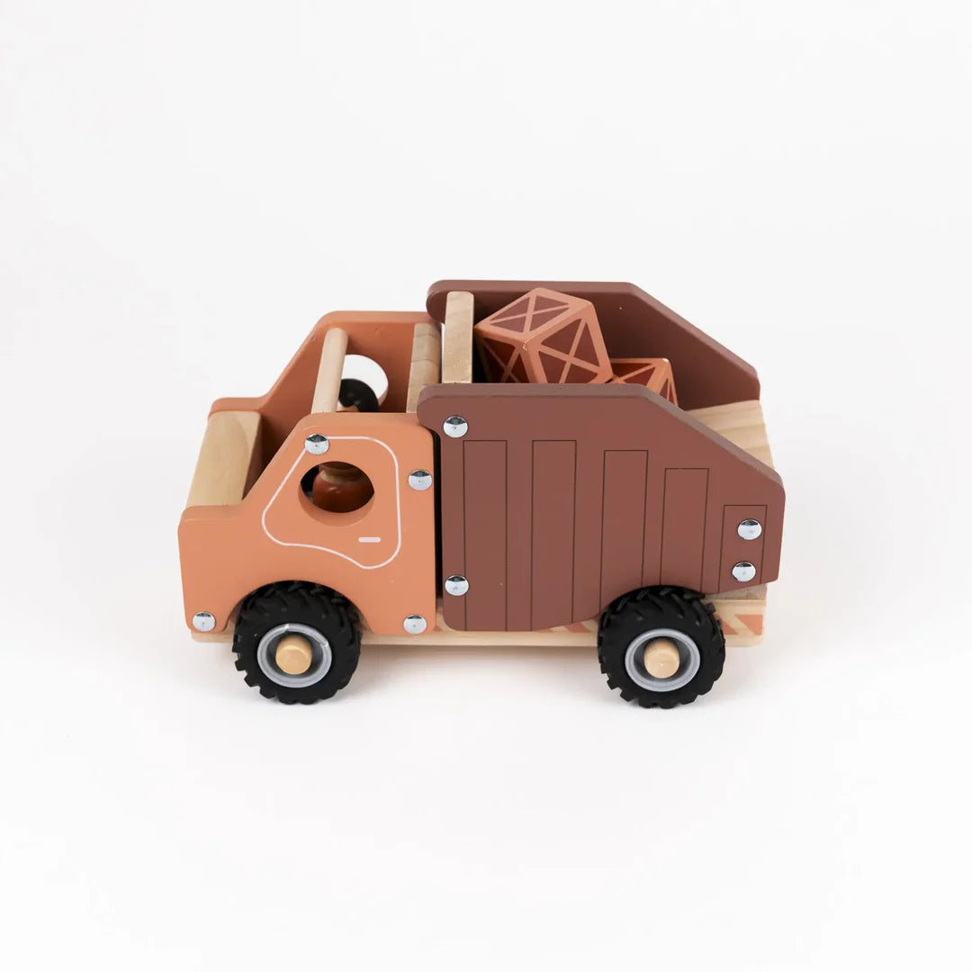 Grand camion benne en bois