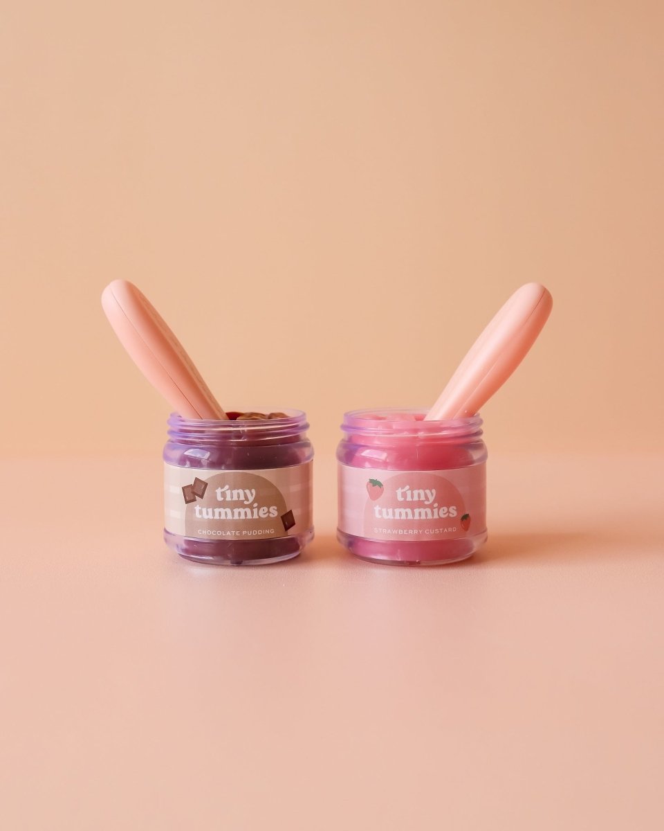 Pot de crème à la fraise pour poupée Tiny Tummies, couvercle rose