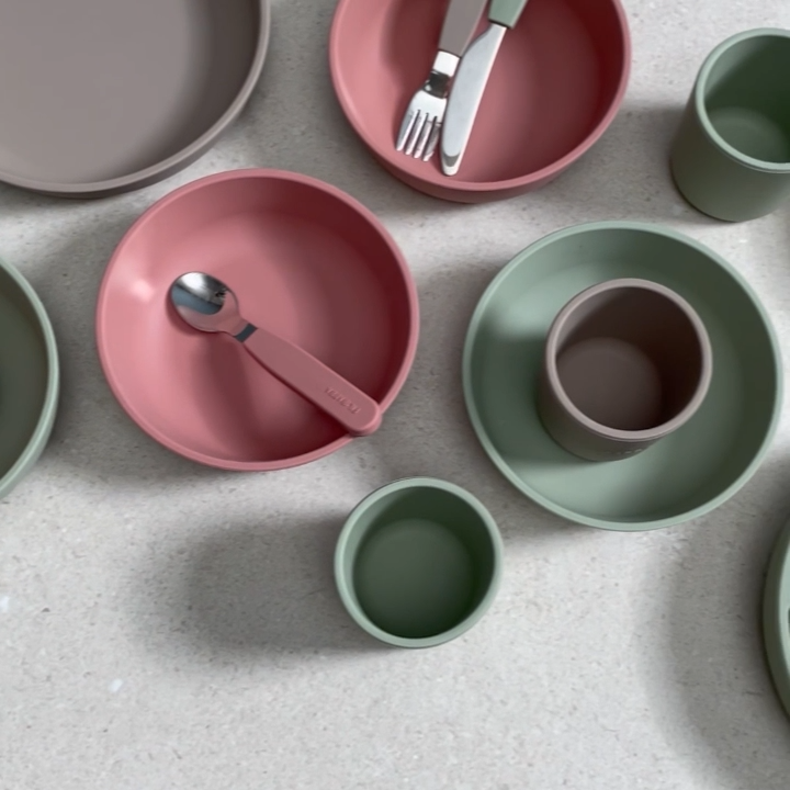 Set de couverts en silicone rose